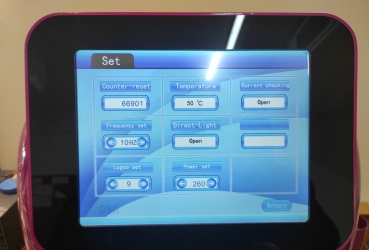 تاچ و ال سی دی لیزر کیوسوییچ پیکوشور